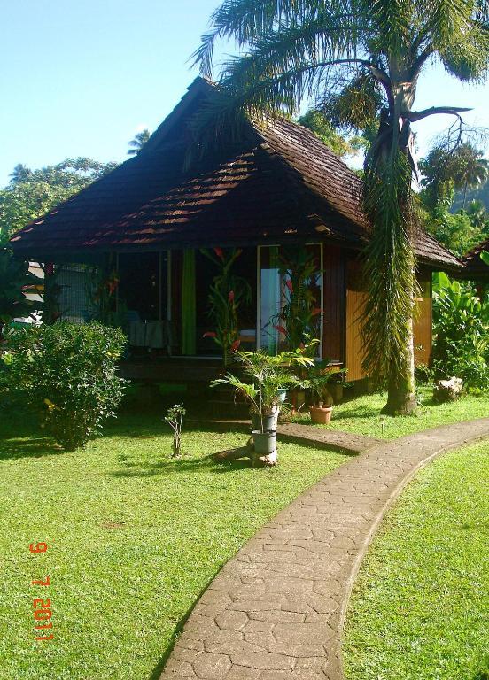 Tauhanihani Village Lodge La Vague Bleue Teahupoo Exterior foto